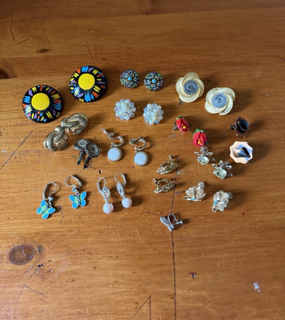 Vintage Clip On Screw Back Earrings Lot 14 Pairs Mixed Retro Floral Rhinestone